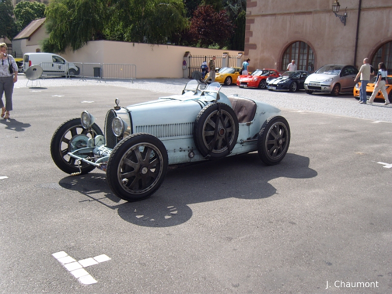 Bugatti - Ronde des Pure Sang 001.JPG